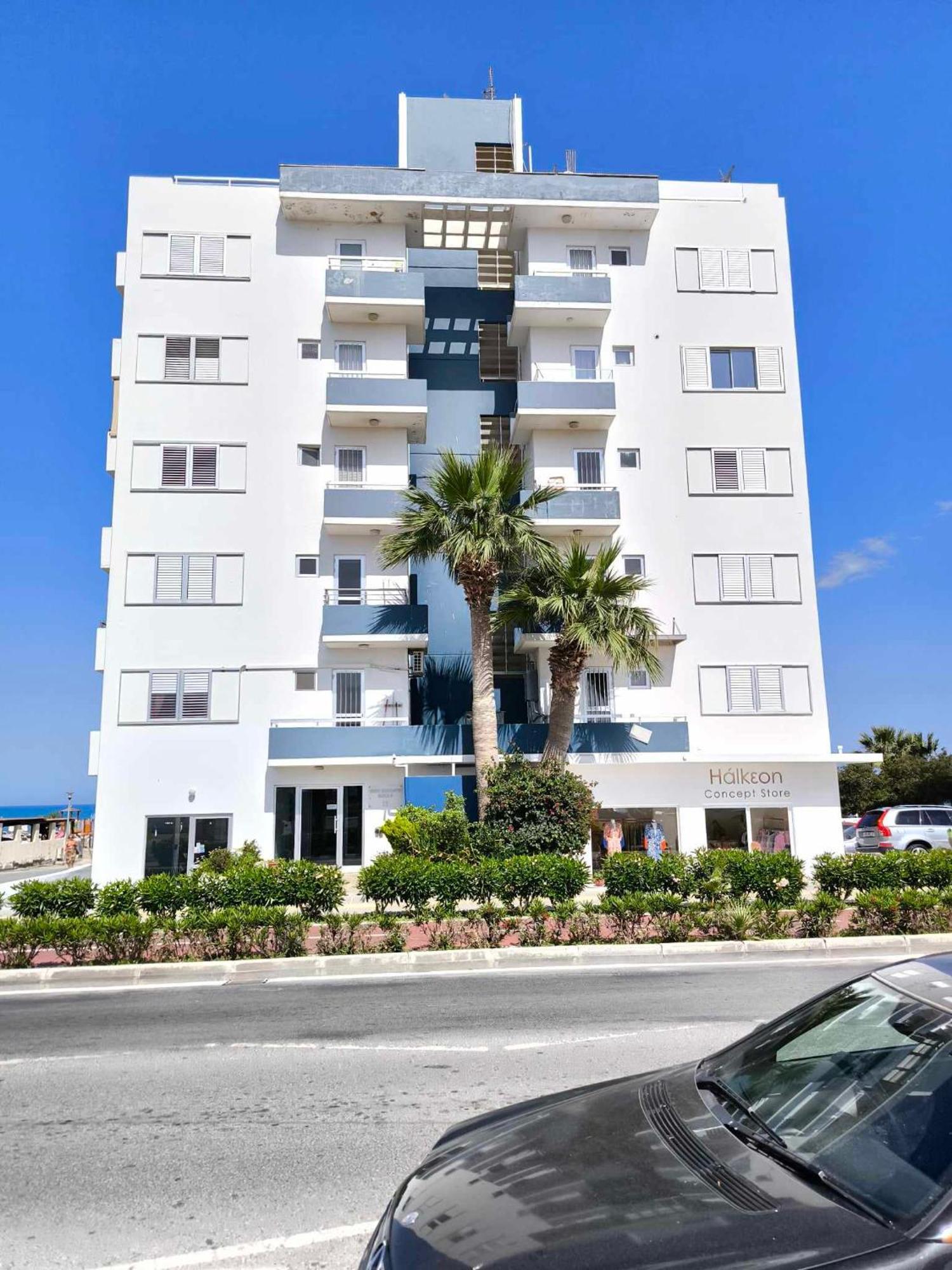 13 Sandy Beach Mackenzie Larnaca Exterior photo